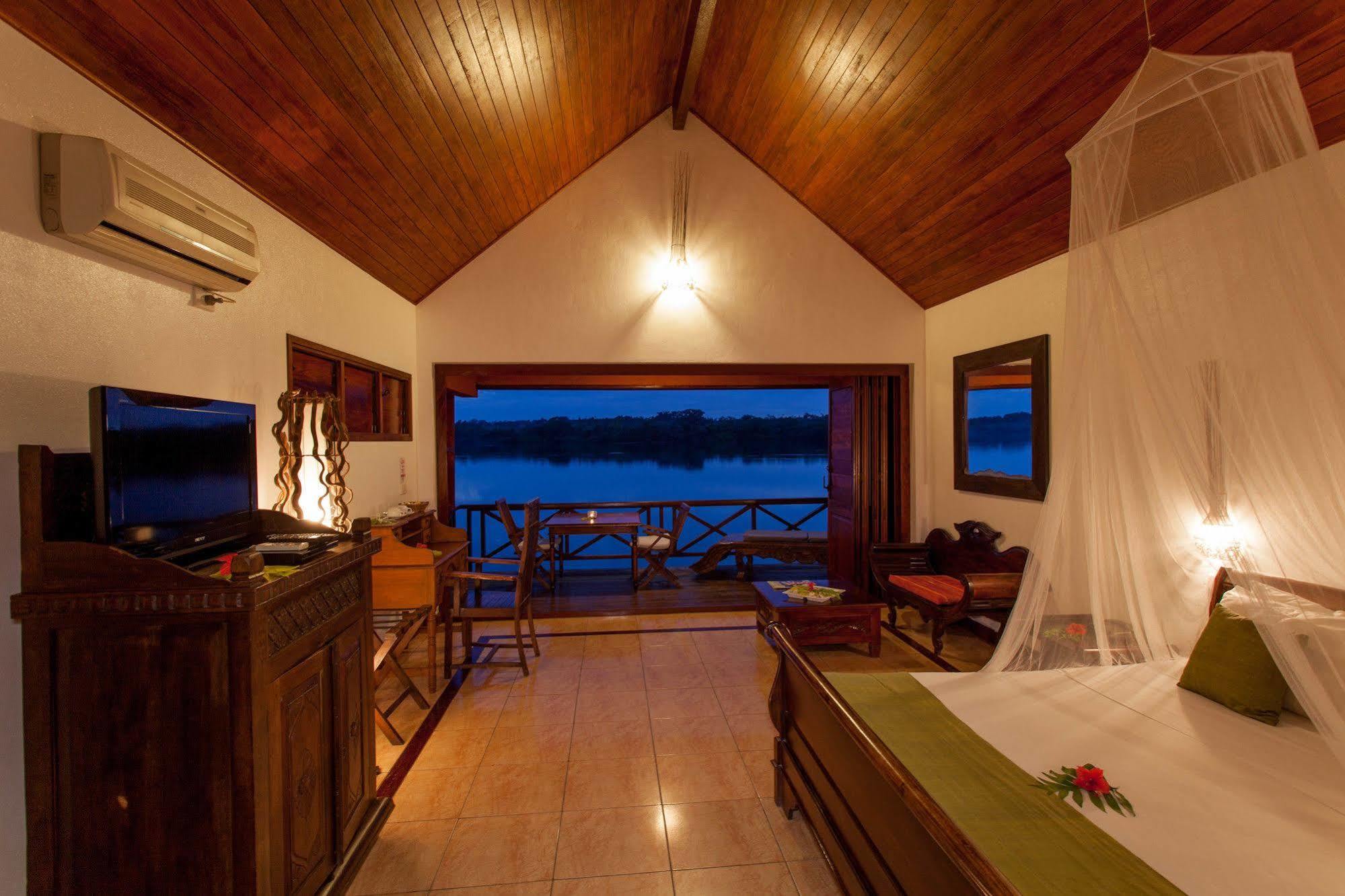 פורט וילה Sunset Bungalows Resort, Vanuatu מראה חיצוני תמונה