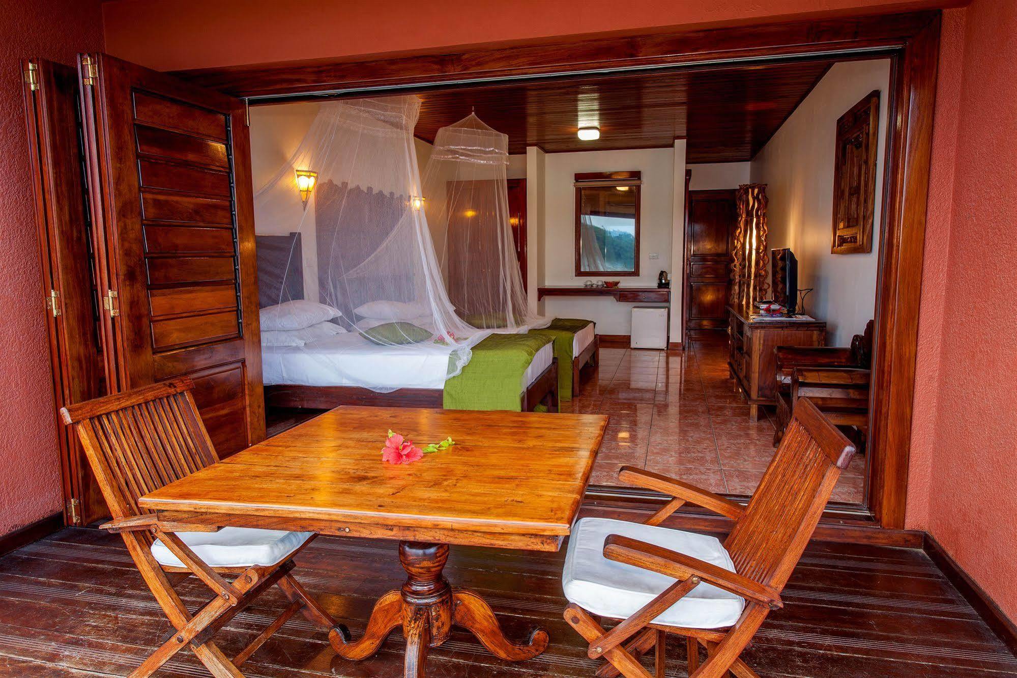 פורט וילה Sunset Bungalows Resort, Vanuatu מראה חיצוני תמונה